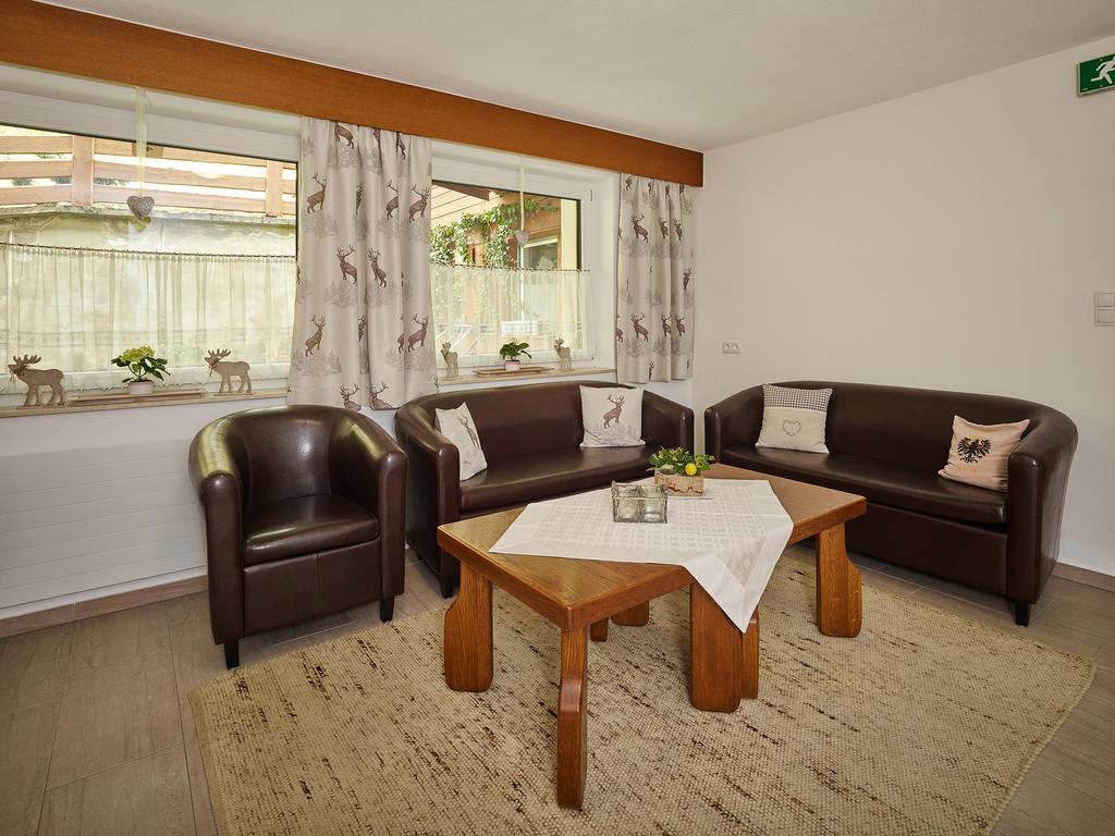 Appartement Gaestehaus Bergkristall Зёльден Экстерьер фото