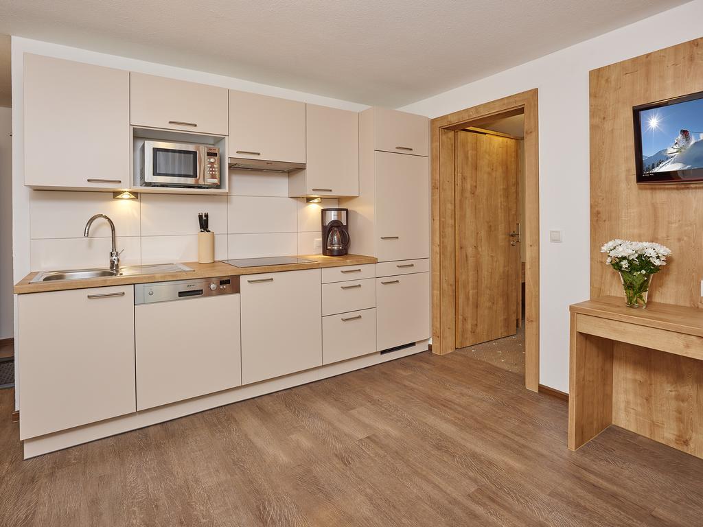 Appartement Gaestehaus Bergkristall Зёльден Экстерьер фото